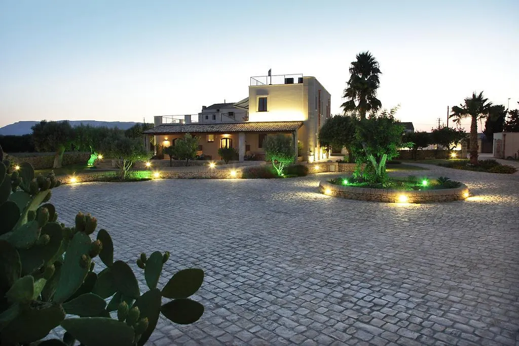 Casal Sikelio Aparthotel Cassibile