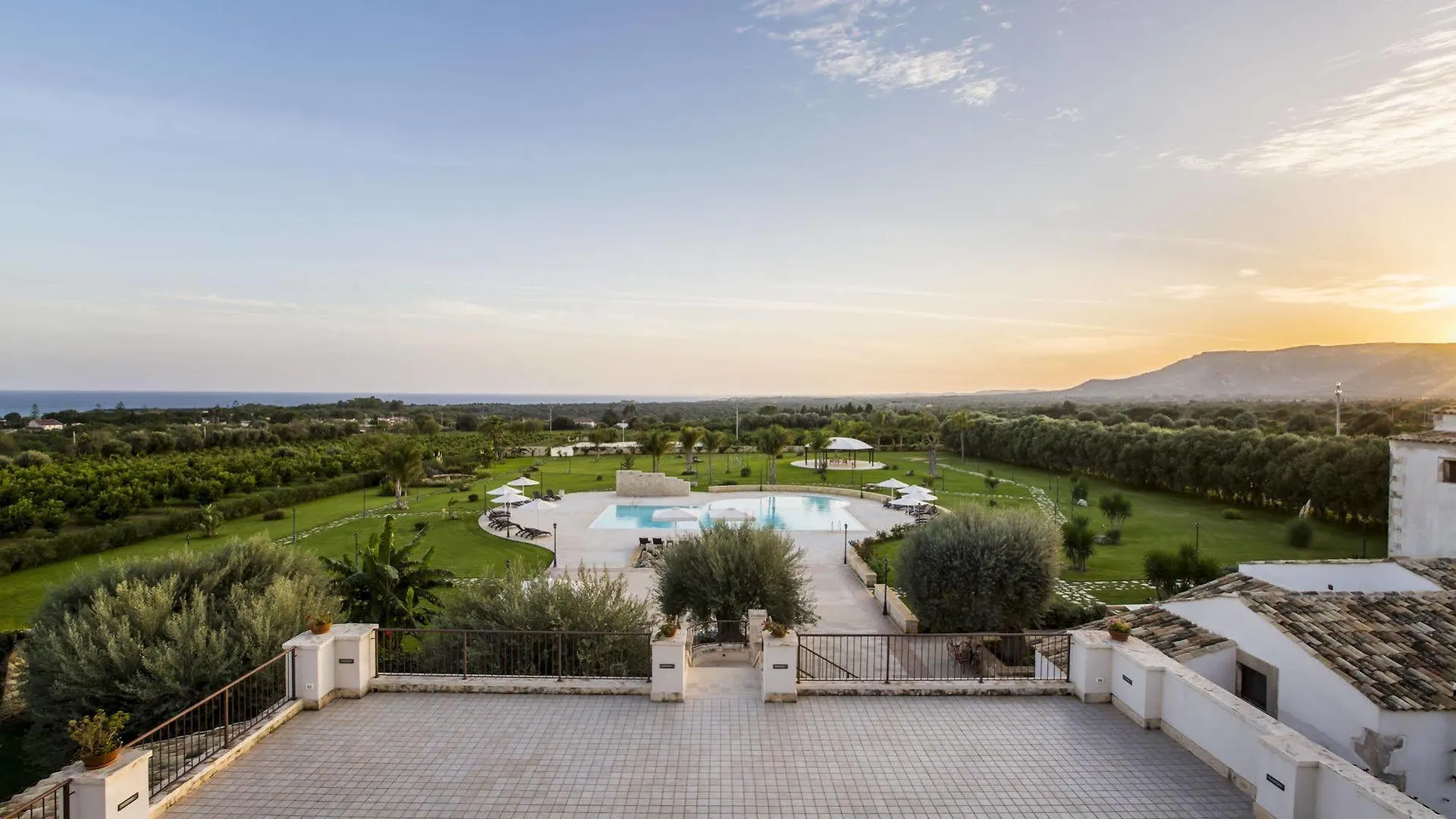 Casal Sikelio Aparthotel Cassibile